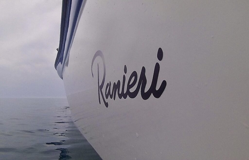 Alquiler barco Ranieri Stargate en Málaga
